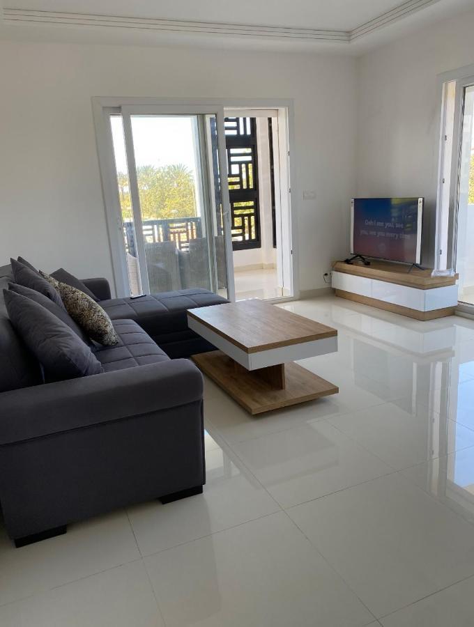 Super Appart Pour Famille Uniquement! Apartment Saïdia Luaran gambar